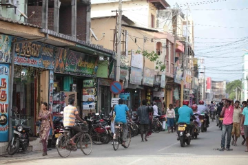 அதிகாரிகள் தொடர்பில் யாழ் வியாபாரிகள் விசனம்!