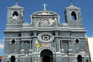 மைத்திரிக்கு எதிராக வழக்கு தொடருமாறு கோரும் கத்தோலிக்க திருச்சபை