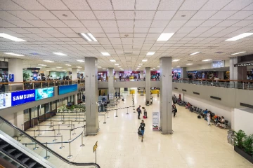 இலங்கையை விட்டு வெளியேற துடிக்கும் இலட்சக்கணக்கானோர்! செய்திகளின் தொகுப்பு (Video)