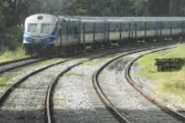 දුම්රිය ගමන්වාර 10ක් හදිසියේම අවලංගු වෙයි.