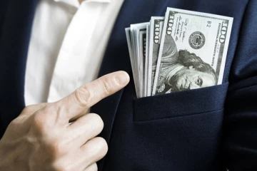 ஒரு டொலரின் தற்போதைய விற்பனை விலை