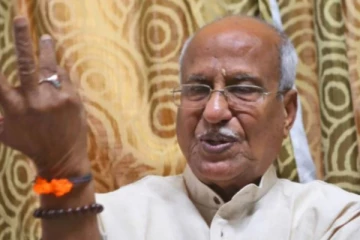 கேரளாவில் படித்தவர்கள் அதிகம், அதான் தாமரை மலரவில்லை: பாஜக எம்எல்ஏ