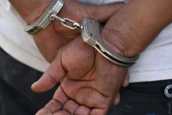 கொட்டாஞ்சேனை துப்பாக்கிச் சூடு ; ஐஸ் போதைப்பொருளுடன் சிக்கிய சந்தேக நபர் | Kotahena Shooting Suspect Caught With Ice Drugs