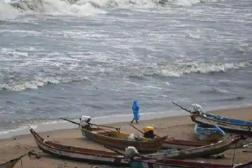 நெடுந்தீவு கடலில் மாயமான கடற்படை வீரர் சடலமாக மீட்பு