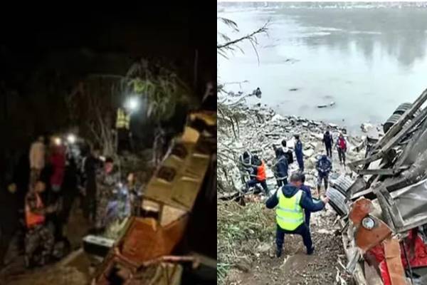 நள்ளிரவில் ஆற்றில் கவிழ்ந்த பேருந்து - 18 பேர் உயிரிழப்பு | 18 People Dies Bus Falls Into River In Nepal