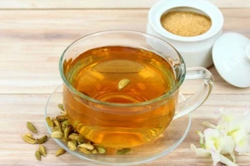 வெறும் 4 ஏலக்காய் போதும்: அடுத்தடுத்து அரங்கேறும் அதிசயம்