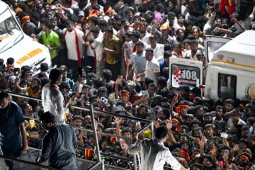 கரூரில் இரவோடு இரவாக நடந்த பிரேத பரிசோதனை ; மர்மங்களுக்கிடையில் வெளியான உண்மை