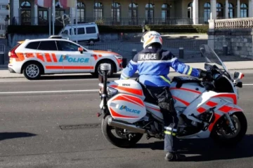 சுவிஸ் குடிமக்களைவிட வெளிநாட்டவர்கள் அதிக பயங்கர குற்றச்செயல்களில் ஈடுபடுகிறார்கள் என்பது உண்மையா?