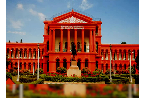 ஹிஜாப் வழக்கு : விசாரணையை திங்கட்கிழமைக்கு ஒத்திவைத்தது கர்நாடக உயர்நீதிமன்றம் - தமிழ்நாடு