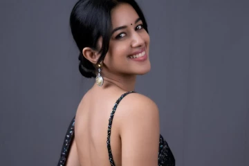 நடிகை மிர்னாலினி ரவியின் அழகிய போட்டோஷூட்