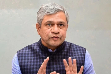 பட்ஜெட்டில் தமிழக ரயில்வே திட்டங்களுக்கு 6,362 கோடி ஒதுக்கீடு - ரயில்வே அமைச்சர் விளக்கம்