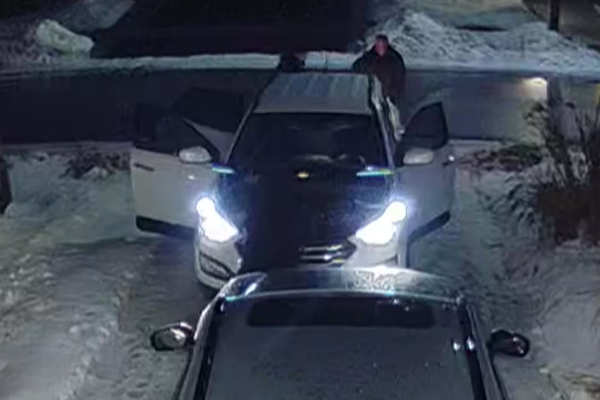 கனடாவில் வாகனம் விற்க நினைப்பவர்களுக்கு எச்சரிக்கை | Dirty Oil Scam Ontario Man Tricked