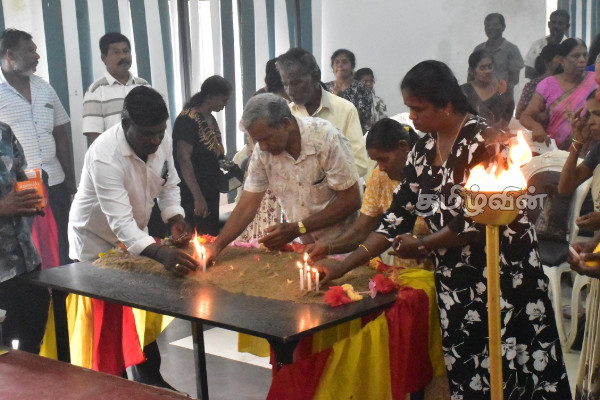 மன்னாரில் மாவீரர்களின் பெற்றோர்கள் மதிப்பளிப்பு | Tributes Paid By Parents In Mannar மன்னாரில் மாவீரர்களின் பெற்றோர்கள் மதிப்பளிப்பு | Tributes Paid By Parents In Mannar