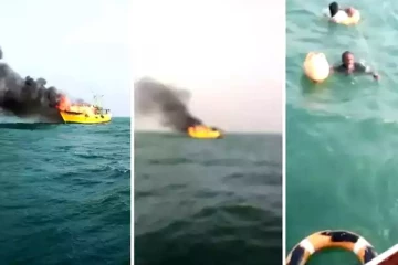 இந்தியா - ஆந்திராவில் நடுக்கடலில் தீப்பிடித்த படகு : 11 மீனவர்கள் பாதுகாப்பாக மீட்பு!