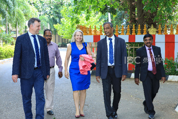 பிரித்தானிய தூதுவர் யாழ்ப்பாணத்தின் முக்கிய இடங்களுக்கு விஜயம் | British Ambassador Visit To University Jaffna
