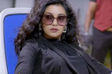 சீரியலில் வில்லியாக தெறிக்கவிடும் சாயா சிங்: எந்த சீரியலில் எண்ட்ரி தெரியுமா?