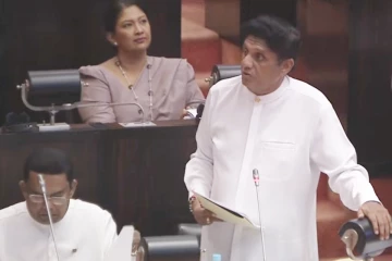 පැය 24ක් යන්නත් කළින් රටේම බන්ධනාගාර එක පිට ඇවිලෙද්දි මැති සබේත් රත් වෙයි - අධිකරණ ඇමතිගෙන් පැහැදිලි කිරීමක් ඉල්ලයි