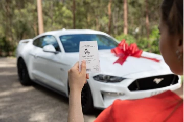 இரண்டு மாதங்களில் 2-வது லொட்டரி ஜாக்பாட்டை வென்ற அதிர்ஷடசாலி பெண்!