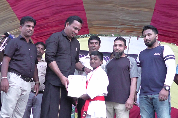 கேள்விக்குறியாகும் எமது சமூகத்தின் இருப்பு! வியாழேந்திரன் விசனம் (photos) | Srilanka Batticaloa Cricket Tournament