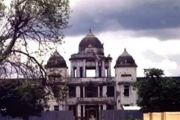 யாழ்.நூலக எரிப்பு வரலாற்றை தொலைத்து எரிப்பு நாளை மறந்த தமிழா எப்போது நீ விழிப்பாய்!