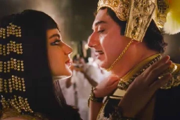 தலைவி பட ரிலிஸில் வந்த பெரிய சிக்கல், குழுப்பத்தில் படக்குழு