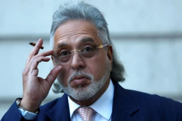 லண்டனில் நிரந்தரமாக தங்குவதற்கு கோடீஸ்வரர் ஒருவர் ரகசியமாக செய்த செயல்! நாடு கடத்தப்படுவதை தடுக்க பலே திட்டம்