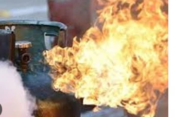 ගෑස් කාන්දුවකින් සිරුරට ගිනි ඇවිලී කාන්තාවක් රෝහලට