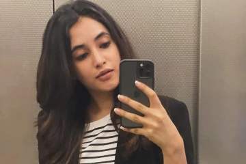 நடிகை பிரியங்கா மோகன் ட்ரெண்டி உடையில் அழகிய ஸ்டில்கள்