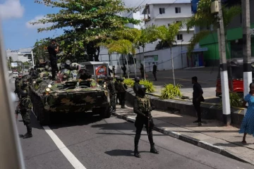 கொழும்பில் பலப்படுத்தப்படும் பாதுகாப்பு! அதிகரிக்கும் இராணுவ நடமாட்டம் (Video)