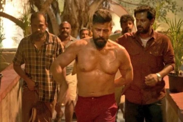 உடல் எடையை குறைத்து ஆளே மாறிய விக்ரம்.. வெளிவந்த புகைப்படம் இதோ