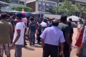 காலிமுகத்திடல்  கூடாரங்களை அகற்றுமாறு எச்சரிக்கை; மீண்டும் பரபரப்பில் கொழும்பு!