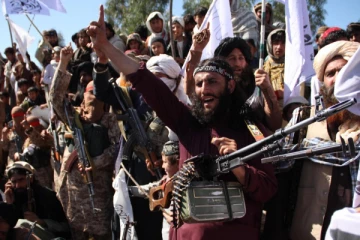 காபூலில் இந்தியர்கள் 100-க்கும் மேற்பட்டோர் கடத்தல்? ஆட்டத்தை ஆரம்பித்த தலிபான்கள் ! வெளிவரும் அதிர்ச்சி தகவல்