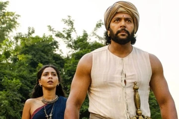 பொன்னியின் செல்வன் 2வில் இருந்து லீக்கான புகைப்படங்கள்.. அதுவும் யாருடையது தெரியுமா