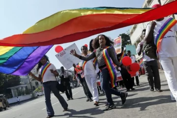 இலங்கையில் ஓரினச்சேர்க்கை ஊக்குவிப்பு ; கர்தினால் விசனம்