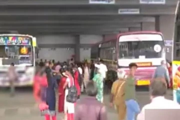 பஸ்டாண்டில் மாணவியை கத்தியால் குத்திவிட்டு இளைஞர் தற்கொலை - அதிர்ச்சி சம்பவம்