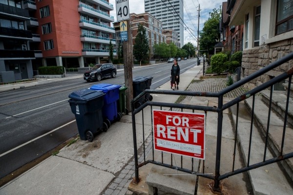 கனடாவில் வீடு ஒன்றின் சராசரி வாடகை எவ்வளவு தெரியுமா? | Average Rent In Canada Exceeds 2 000