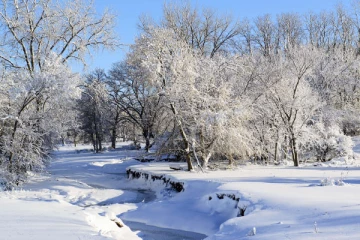 பனிச்சரிவில் சிக்கி 3 பேர் உயிரிழப்பு