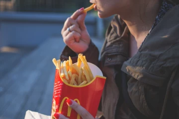 அமெரிக்காவில் 60 வருடங்களாக  மக்காது இருந்த பிரெஞ்ச் பிரைஸ்!