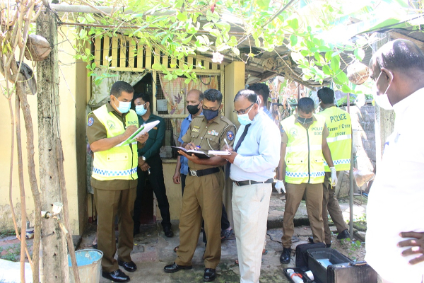 எரியூட்டப்பட்ட நிலையில் சடலம்!.. அருகில் கடிதம் ஒன்றும் மீட்பு (படங்கள்) - ஐபிசி தமிழ்