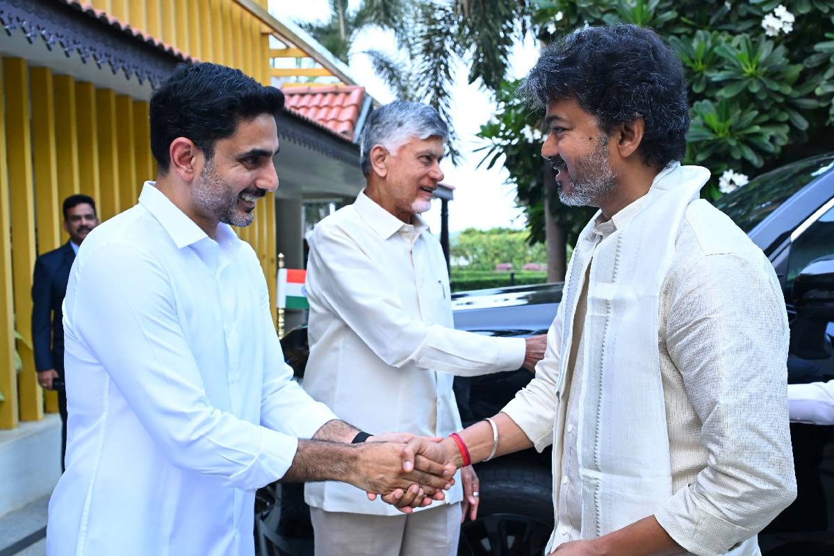 சந்திரபாபு நாயுடுவை சந்தித்த முதல்வர் விஜய்; நதிநீர் பங்கீடு குறித்து ஆலோசனை | Cm Vijay Met Chandrababu Naidu In Andhra Visit