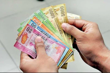 இலங்கையில் உள்ள வறிய குடும்பங்களுக்கு நிம்மதியளிக்கும் செய்தி! 15 ஆயிரம் ரூபா உதவித் தொகை