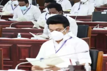 ஊரடங்கில் அடுத்தகட்ட தளர்வு என்ன? நாளை முதல்வர் ஆலோசனை!