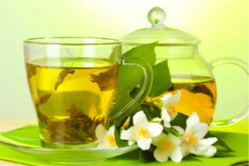 வெறும் வயிற்றில் கிரீன் டீ குடிப்பவரா நீங்கள்? இந்த எச்சரிக்கை பதிவு உங்களுக்கே