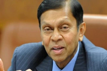 பொருளாதார மீட்சிக்காக கடவுளிடம் மன்றாடும் முன்னாள் மத்திய வங்கி ஆளுநர்: செய்திகளின் தொகுப்பு (video)