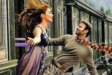 ராதே ஷியாம் படத்தால் தற்கொலை செய்துகொண்ட நடிகர் பிரபாஸின் ரசிகர்- அதிர்ச்சியில் படக்குழு