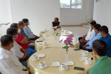 வவுனியா வர்த்தக சங்கத்தினருடன் யாழ்.இந்திய துணைத்தூதுவர் சந்திப்பு