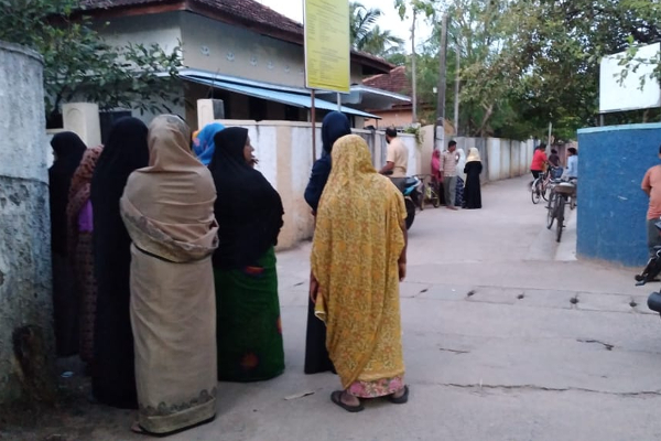 மின்சாரம் தாக்கி இரண்டு பிள்ளைகளின் தாய் உயிரிழப்பு | A Mother Died Due To Electrocution