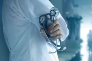 கறுப்பு பட்டியலில் சேர்க்கப்பட்டுள்ள 50 வைத்தியர்கள்!