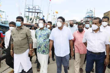 பன்னாட்டு நிறுவனங்களின் “கைப்பொம்மையாக” அரசாங்கம் - எதிர்க்கட்சித் தலைவர் குற்றச்சாட்டு