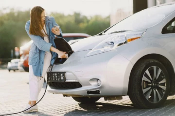 நிறைய பணத்தை மிச்சப்படுத்தும் எலெக்ட்ரிக் கார்., பராமரிப்பது எப்படி?